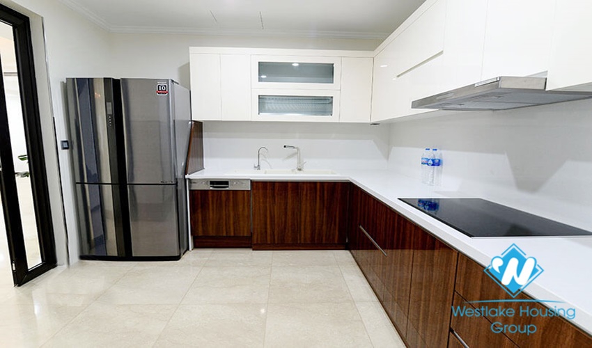 Luxury 4 beds apartment in L2 Block, Ciputra, Tay Ho